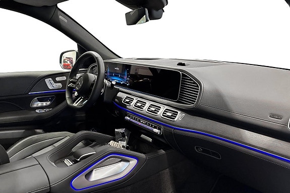 Mercedes-Benz GLE53 13 of 21