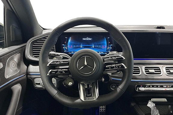 Mercedes-Benz GLE53 11 of 21