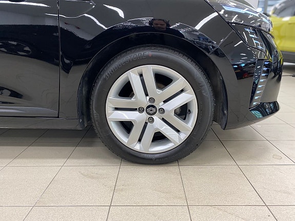 Renault Clio 6 of 18