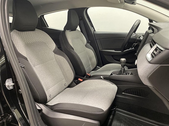 Renault Clio 10 of 18