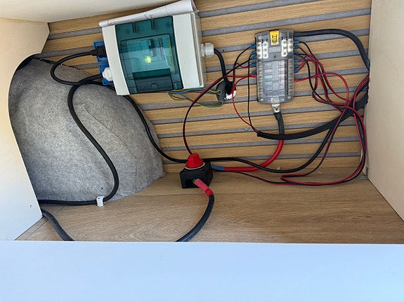 Volkswagen Crafter 13 of 14