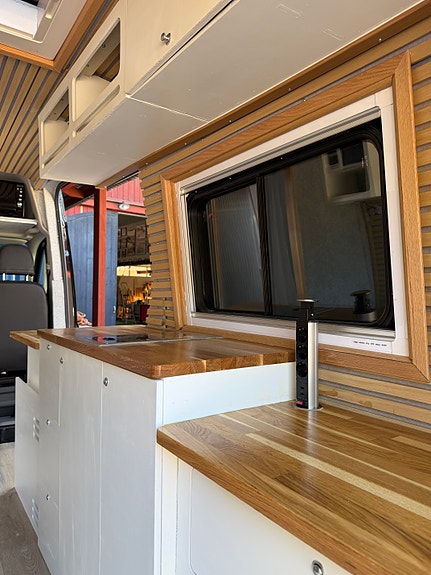 Volkswagen Crafter 8 of 14