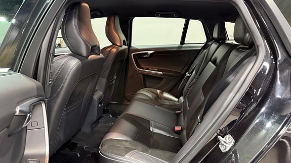 Volvo V60 19 of 23