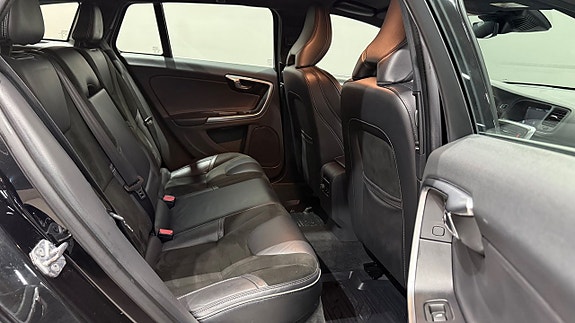 Volvo V60 18 of 23