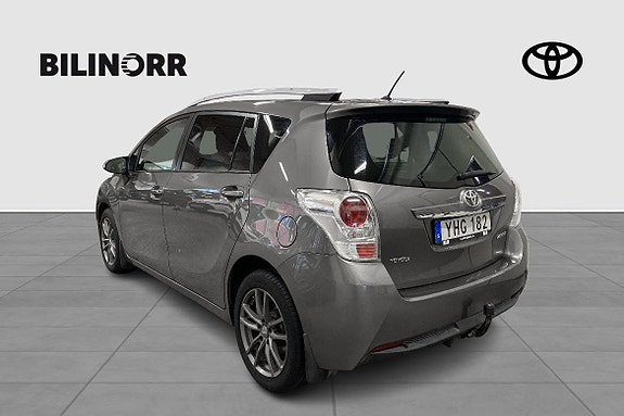 Toyota Verso 6 of 12
