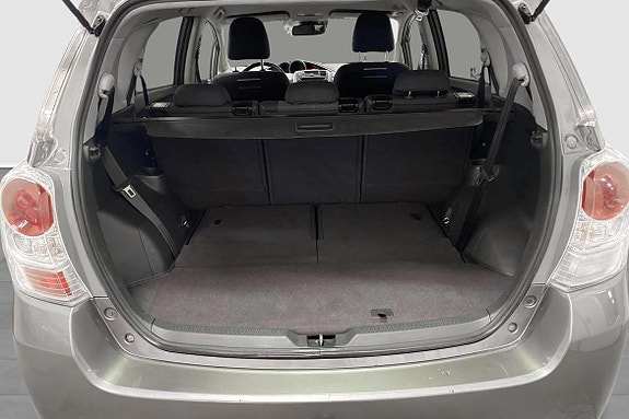 Toyota Verso 4 of 12