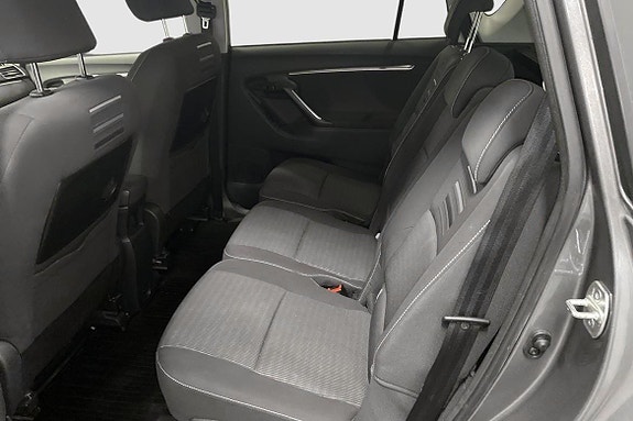 Toyota Verso 12 of 12
