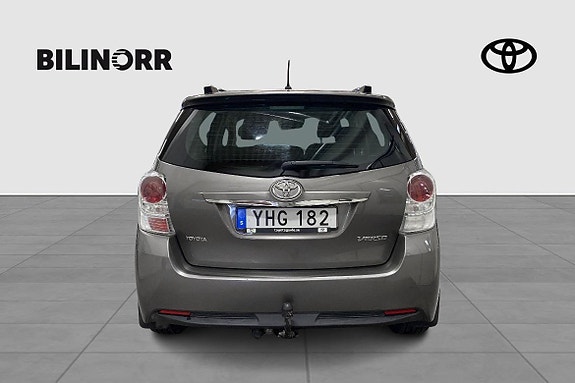 Toyota Verso 8 of 12