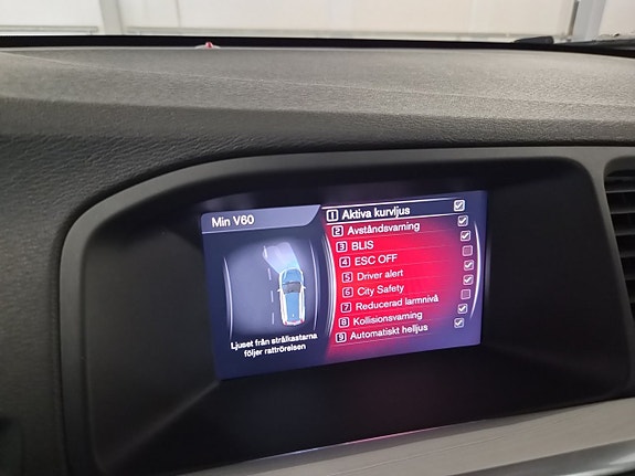 Volvo V60 Cross Country 24 of 24