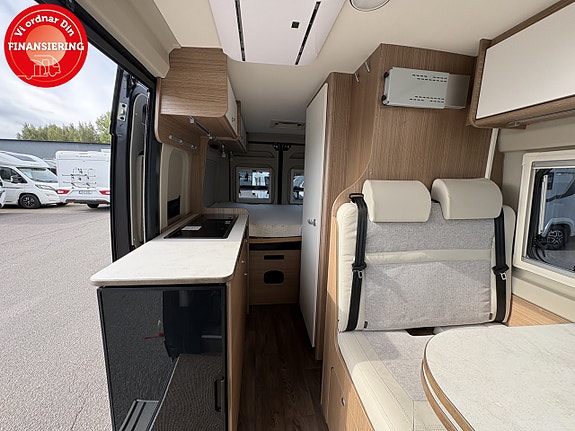 Carado CVE 600 Van 9 of 19