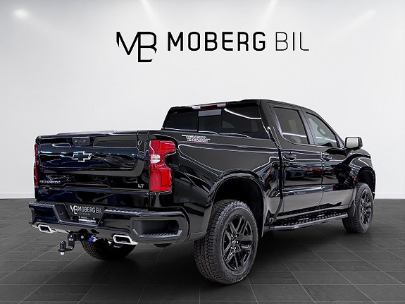 Chevrolet Silverado 1500 4 of 22