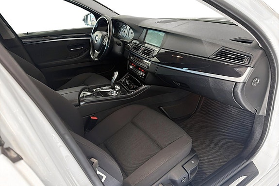 BMW 520d 14 of 22