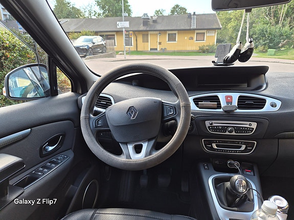 Renault Grand Scenic III 5 of 6