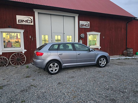 Audi A3 4 of 5
