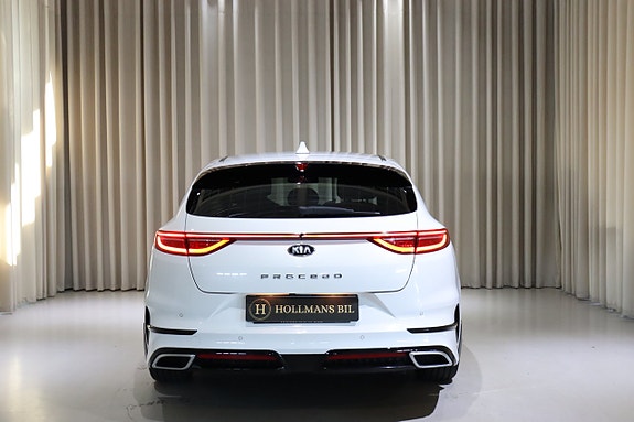 Kia Ceed 8 of 25