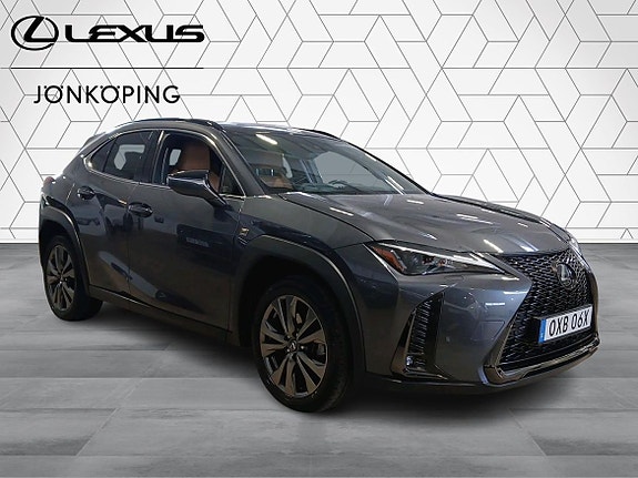 Lexus UX250h 3 of 16