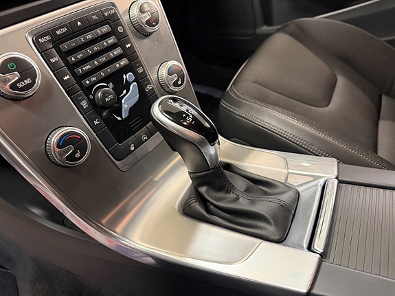 Volvo V60 12 of 12