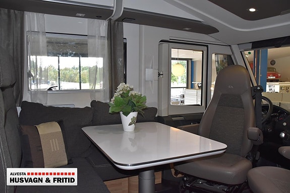 Adria SONIC SUPREME I 710 SLT 6 of 16