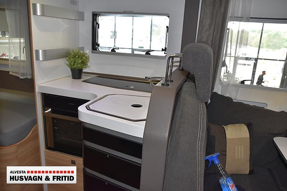 Adria SONIC SUPREME I 710 SLT 7 of 16