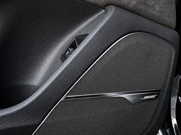 Audi Q7 12 of 17