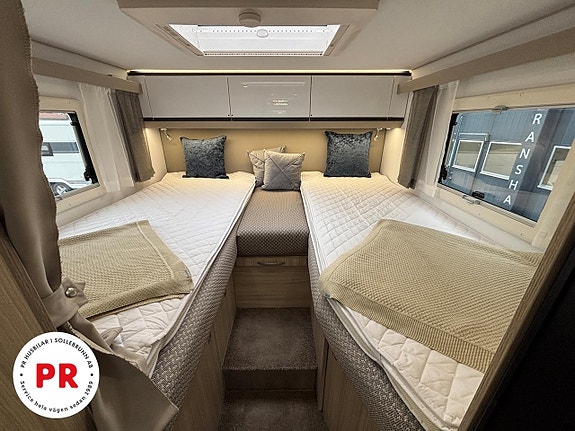 Adria Compact DL supreme 7 of 13