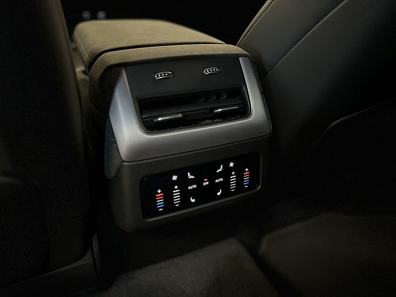 Audi Q7 11 of 25