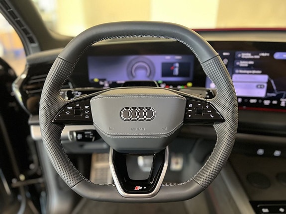 Audi Q7 15 of 25