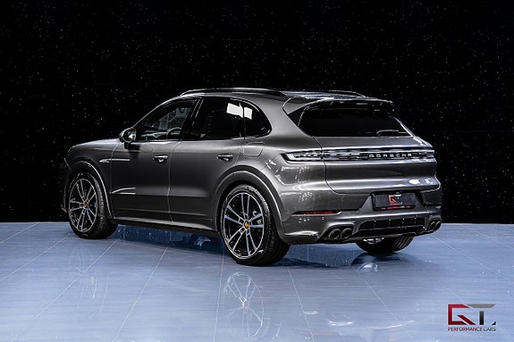 Porsche Cayenne 6 of 20