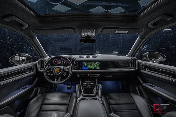Porsche Cayenne 16 of 20