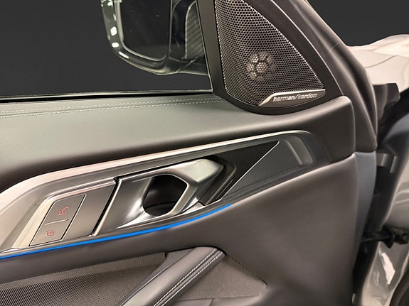 BMW M4 9 of 20