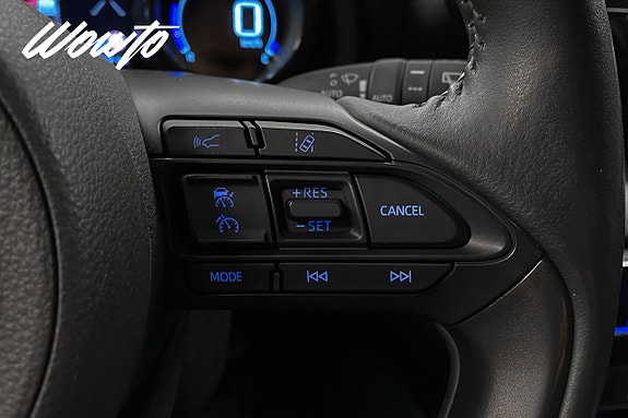 Toyota Yaris 20 of 24