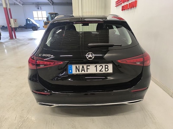 Mercedes-Benz C300 e 5 of 10