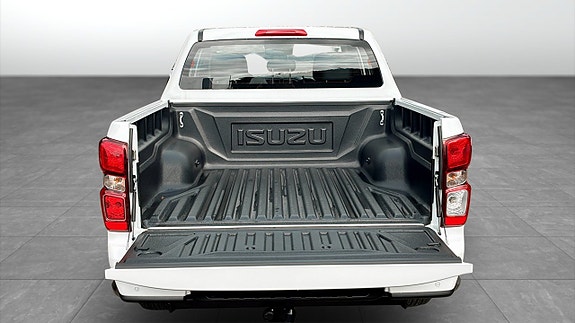 Isuzu D-max 10 of 10