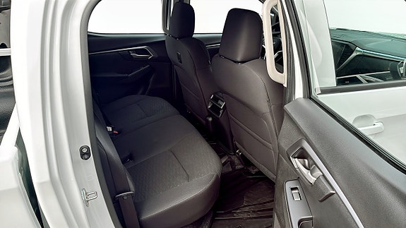 Isuzu D-max 5 of 10