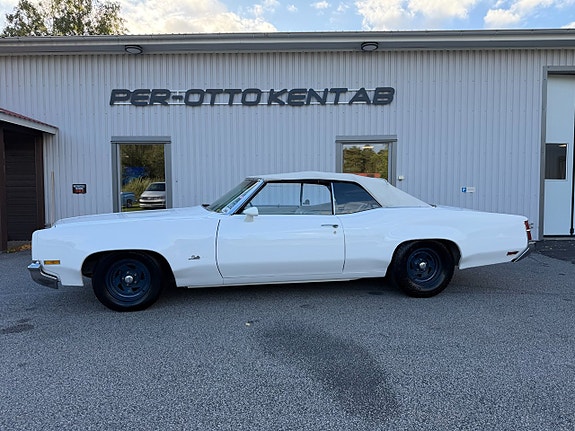 Oldsmobile Delta 88 4 of 17