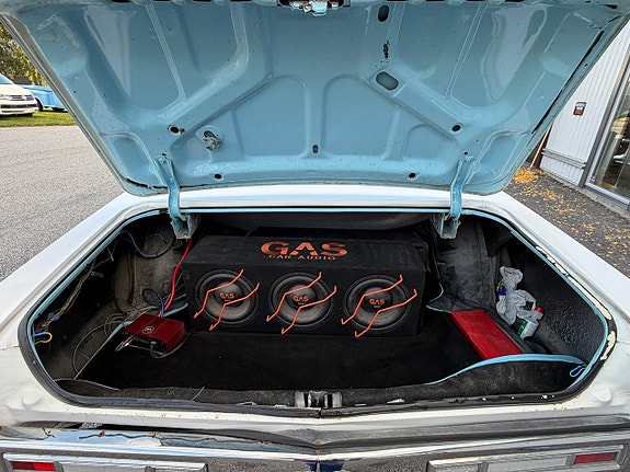 Oldsmobile Delta 88 16 of 17