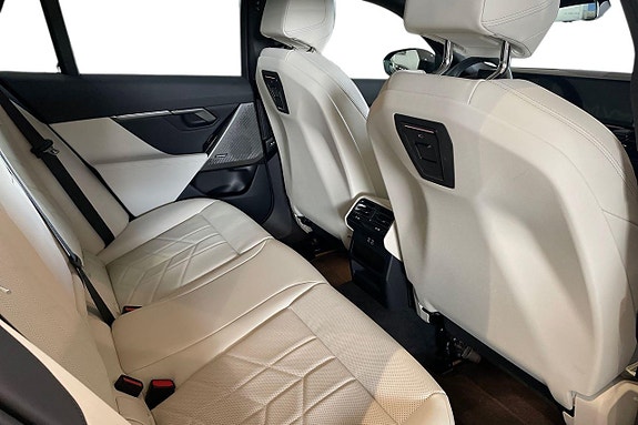 BMW 530e 7 of 18