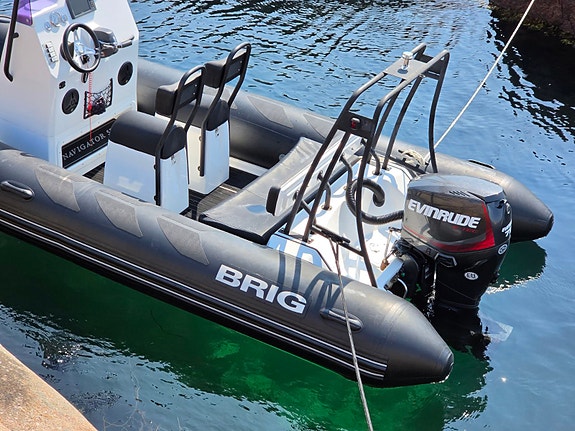 Brig Navigator 570, 75 HK 6 of 7