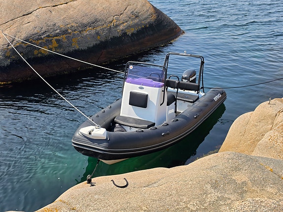 Brig Navigator 570, 75 HK 5 of 7