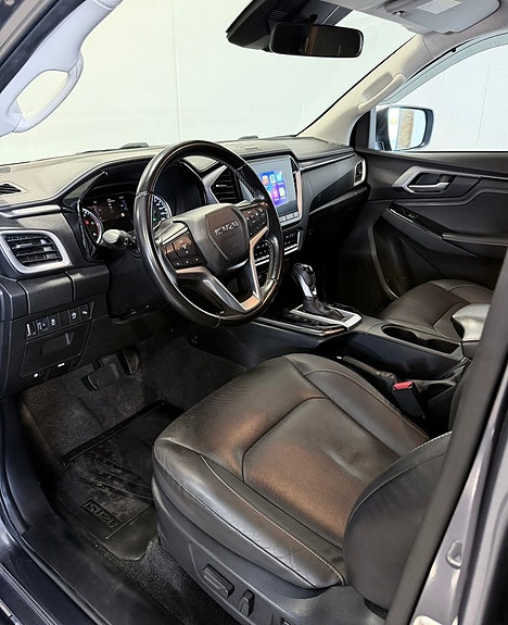 Isuzu D-max 7 of 12
