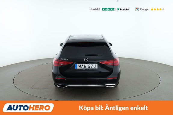 Mercedes-Benz C300 4 of 30