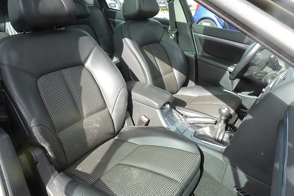 Peugeot 407 11 of 12