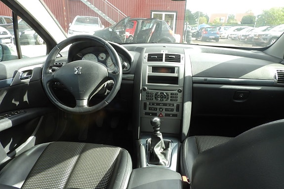 Peugeot 407 8 of 12