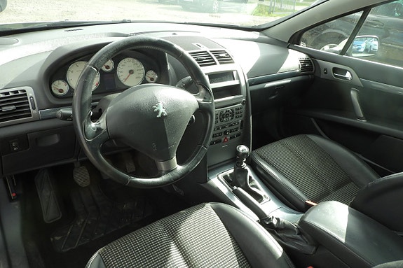 Peugeot 407 5 of 12