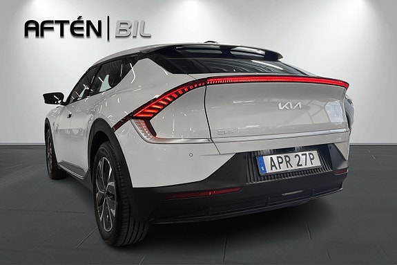Kia EV6 8 of 28