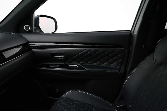 Mitsubishi Outlander 18 of 26