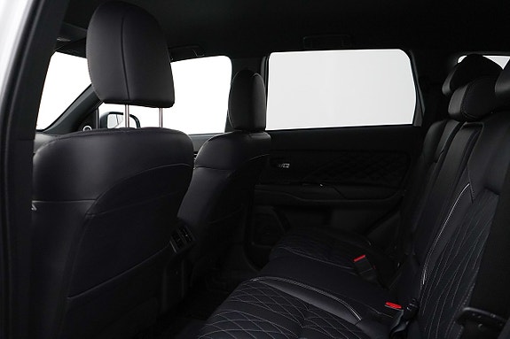 Mitsubishi Outlander 8 of 26