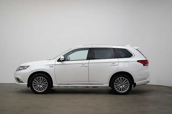 Mitsubishi Outlander 3 of 26