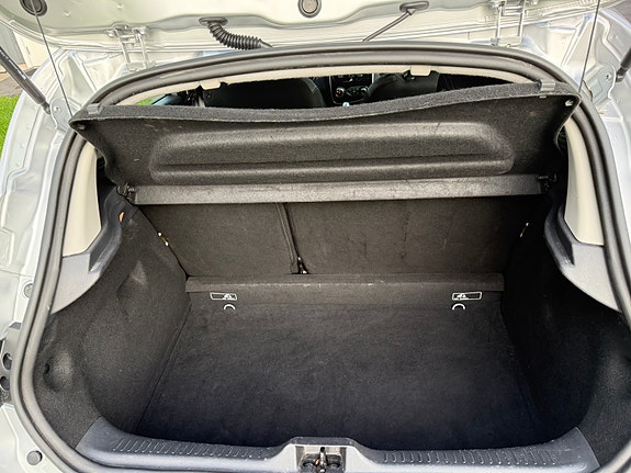 Renault Clio 2 of 12