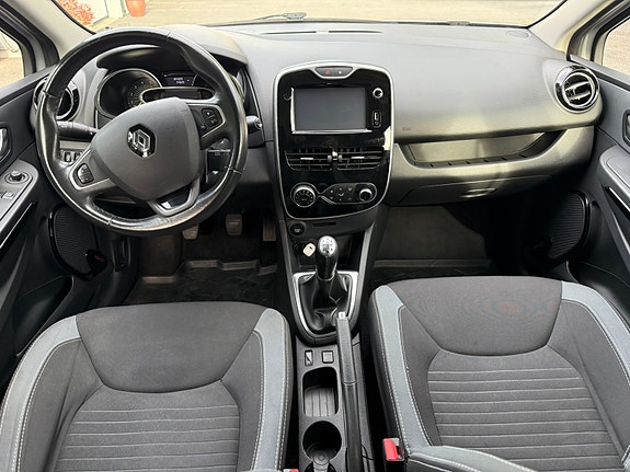 Renault Clio 7 of 12